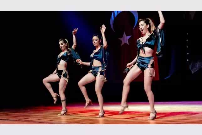 Üniversiteler Arası Dans Festivali 12