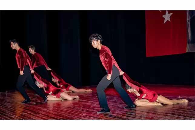 Üniversiteler Arası Dans Festivali 5
