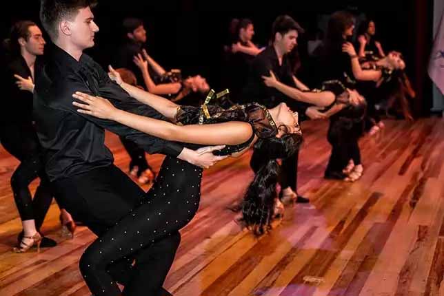 Üniversiteler Arası Dans Festivali 6